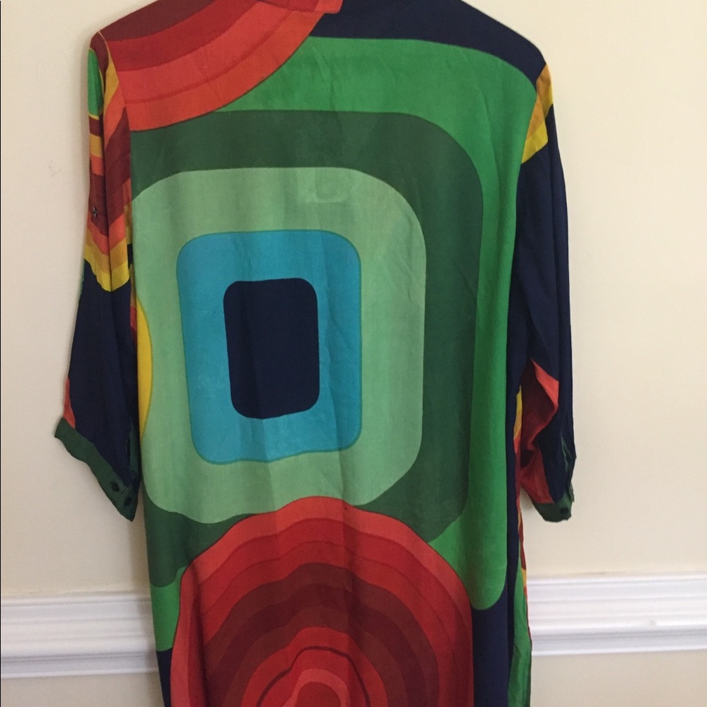 Tunic - Picture 2 of 4